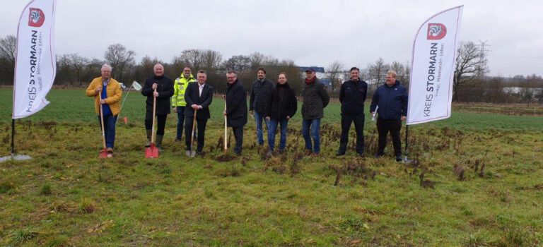 Erster Spatenstich / Beginn der Erdarbeiten